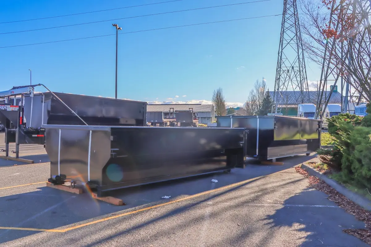 Professional dumpster rental and junk removal service in Willis